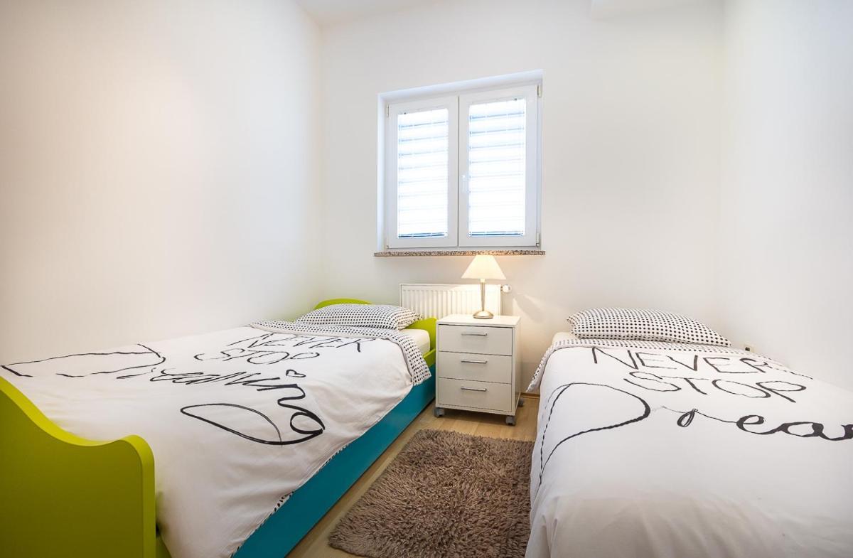 Apartment Igor 3 **** Medulin Kültér fotó